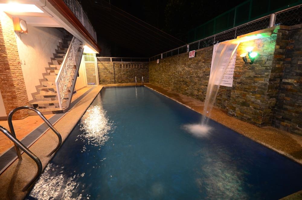 Reddoorz Premium Near Pristine Beach Puerto Princesa Esterno foto