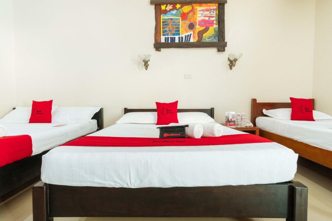 Reddoorz Premium Near Pristine Beach Puerto Princesa Esterno foto
