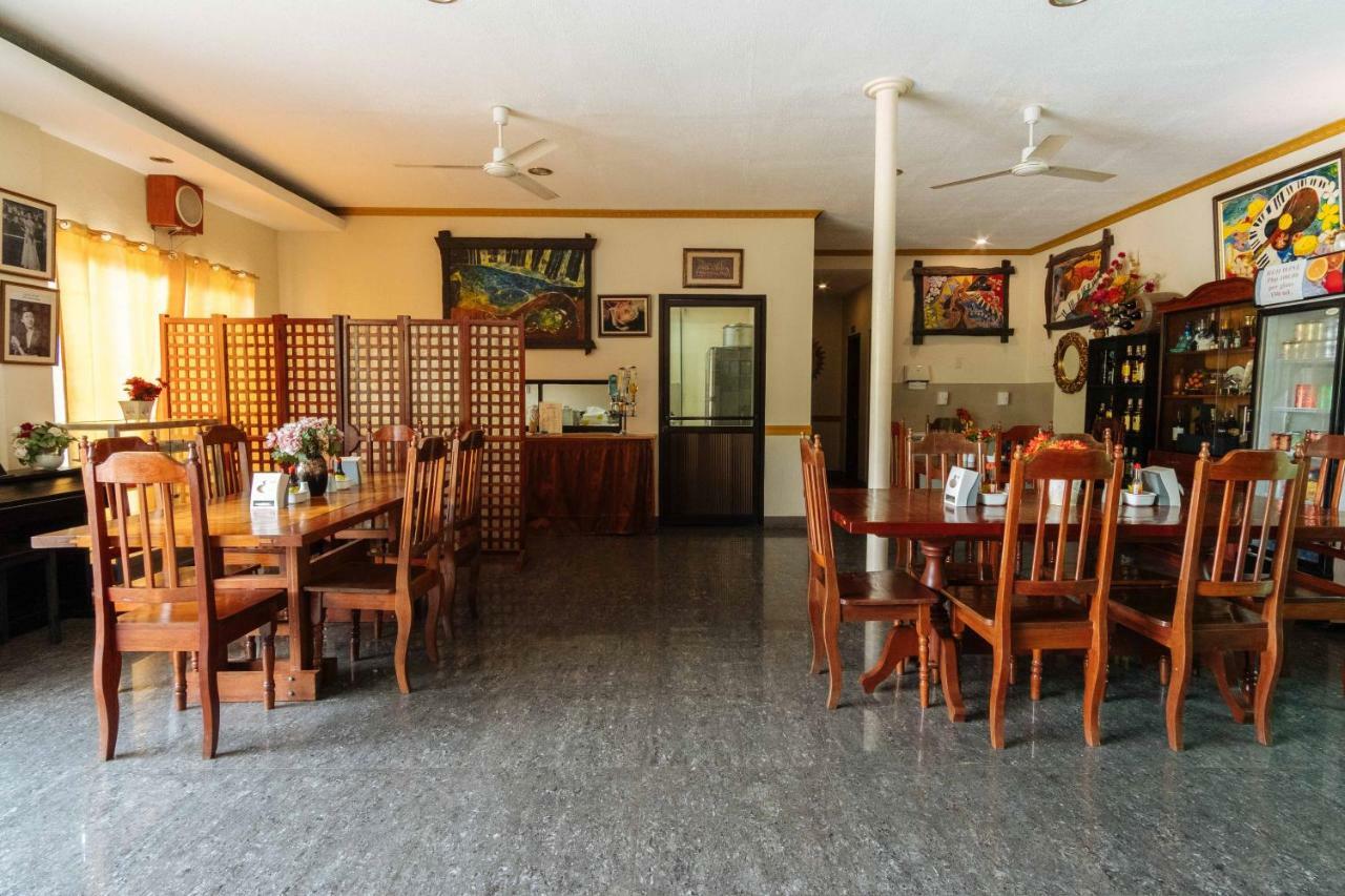 Reddoorz Premium Near Pristine Beach Puerto Princesa Esterno foto