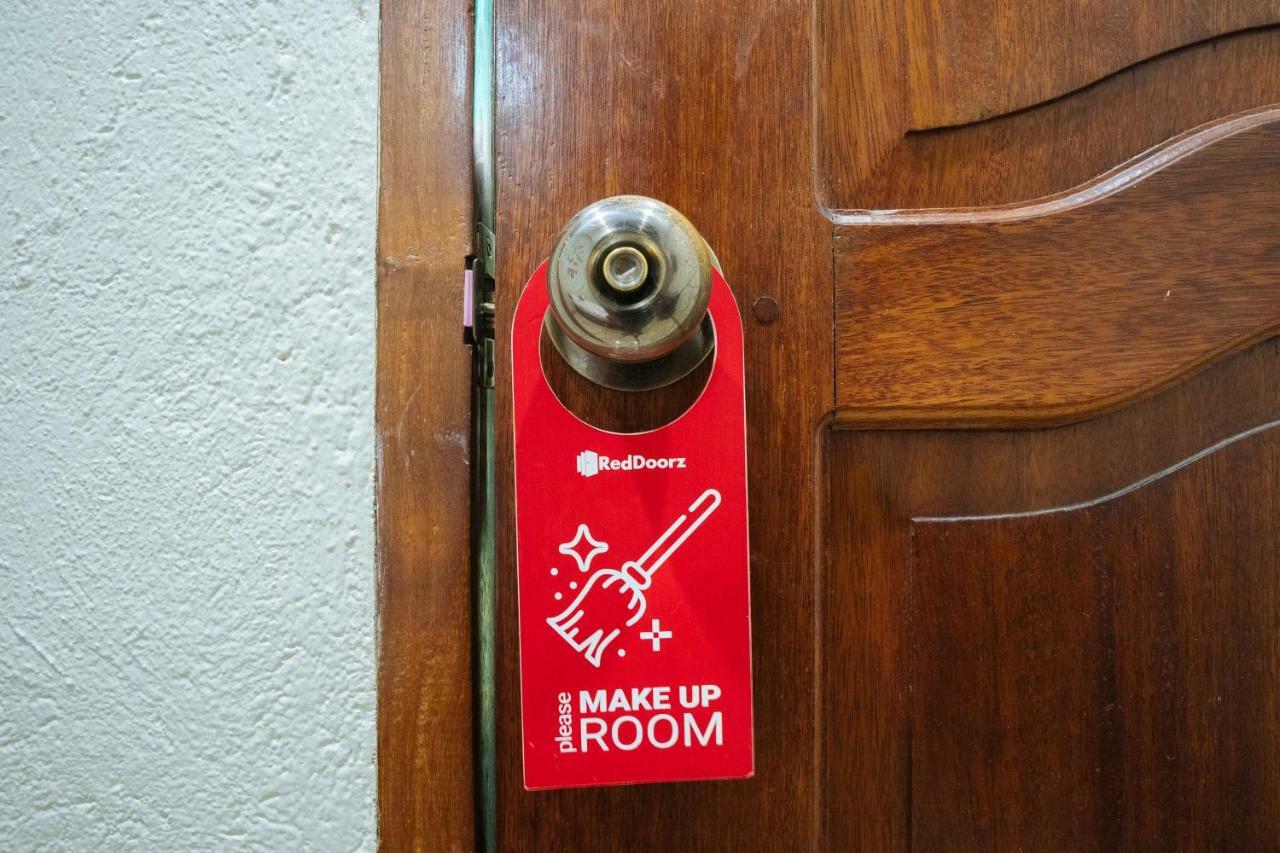 Reddoorz Premium Near Pristine Beach Puerto Princesa Esterno foto