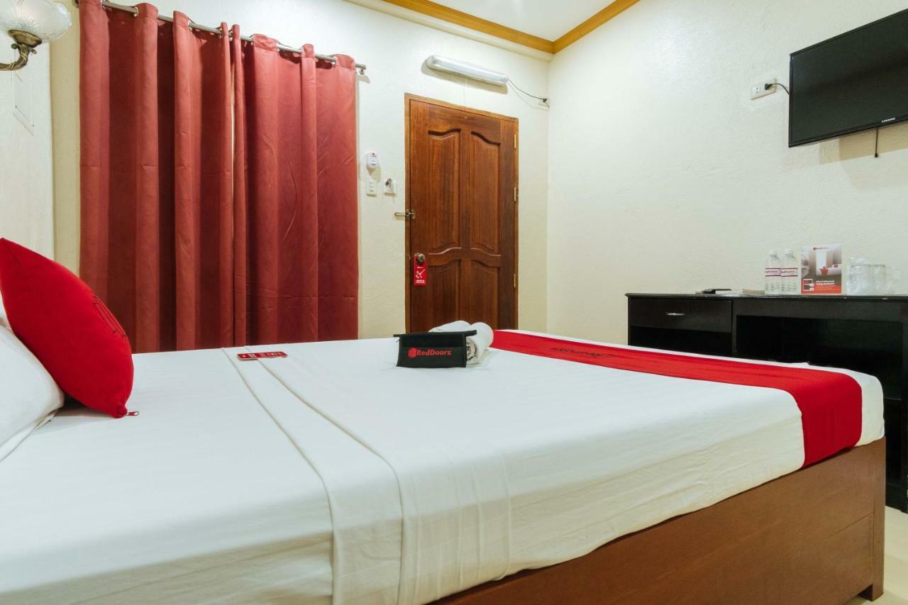 Reddoorz Premium Near Pristine Beach Puerto Princesa Esterno foto